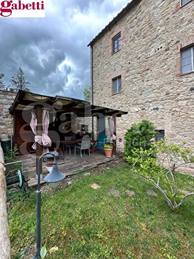 Appartamento trilocale in vendita in Gaiole In Chianti