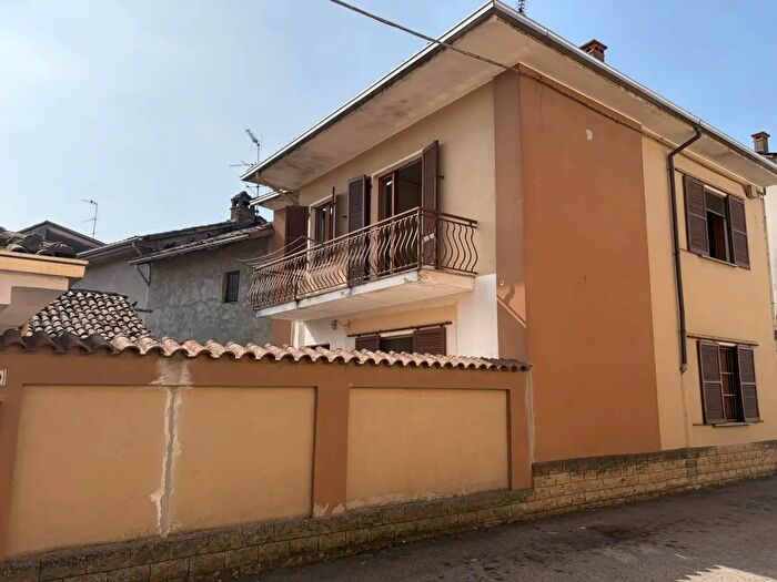 Casa quadrilocale in vendita in Mortara