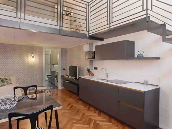 Appartamento bilocale in affitto in Via Augusto Anfossi, Cadore, Milano