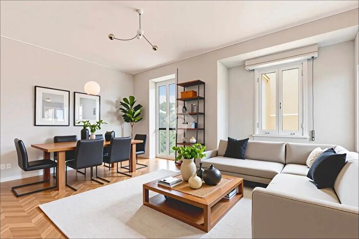 Appartamento quadrilocale in vendita in Via dei Silvestrini, Roma