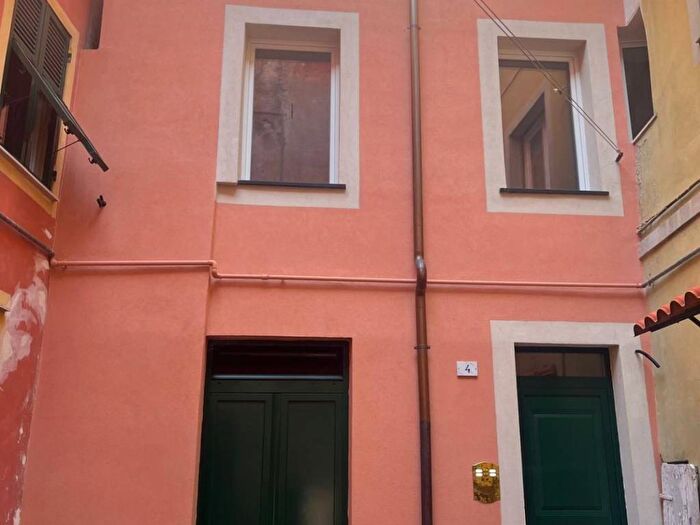 Appartamento monolocale in affitto in Piazza del Cervo, Campo Ligure