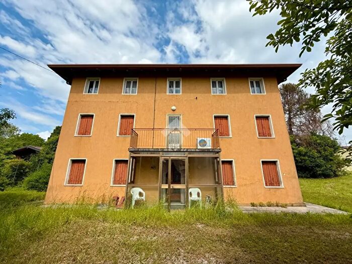 Casa con 5 locali in vendita in Via Piave, Azzano Decimo