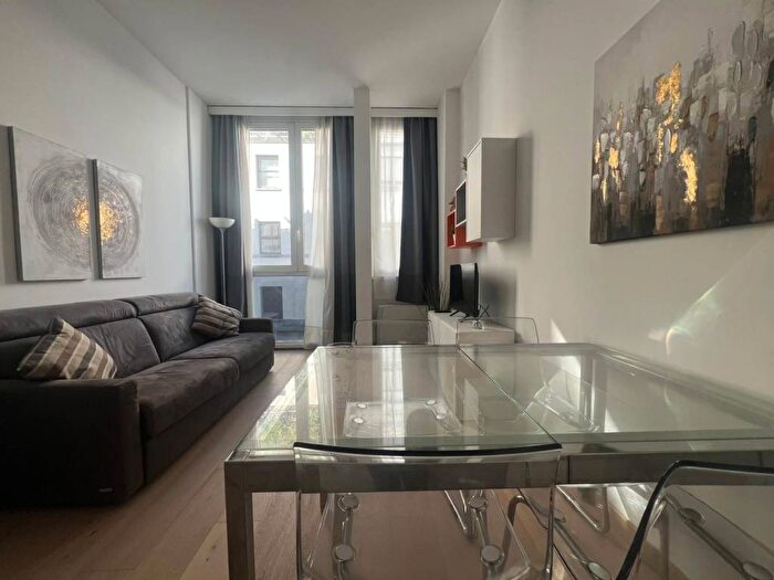 Appartamento bilocale in affitto in Via Paolo da Cannobio, Duomo, Milano