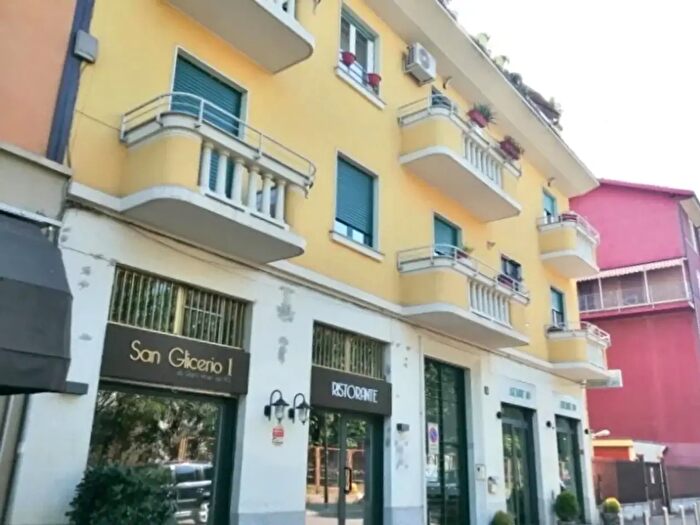 Appartamento bilocale in affitto in Via San Glicerio, Milano