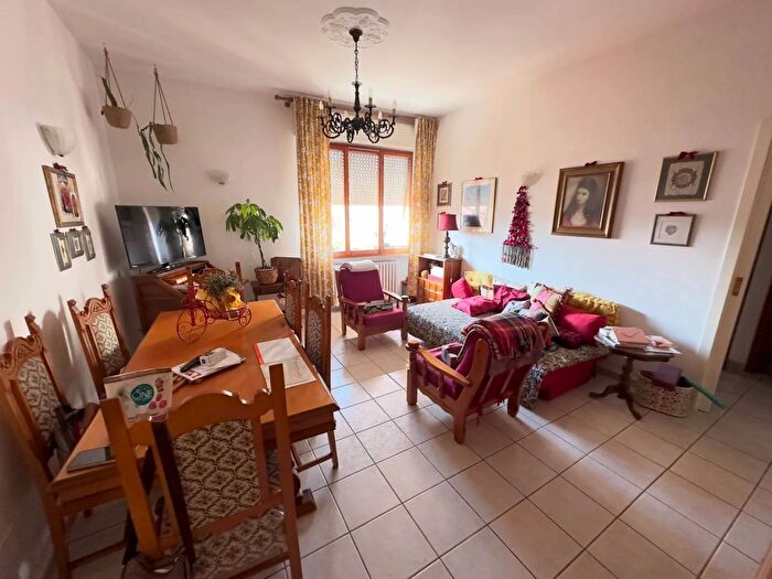 Appartamento quadrilocale in vendita in Indirizzo Piazza Santuario, Numana