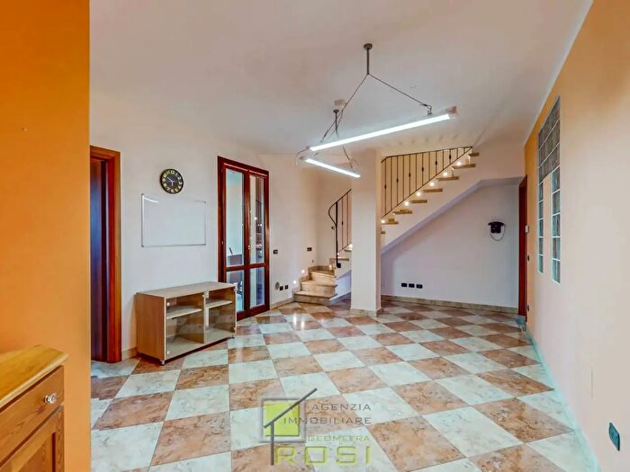 Appartamento con 5 locali in vendita in Via Enrico Fermi, Maranello