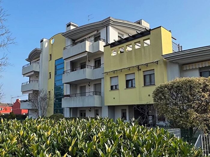 Appartamento trilocale in affitto in Via Bologna, Colugna, Tavagnacco