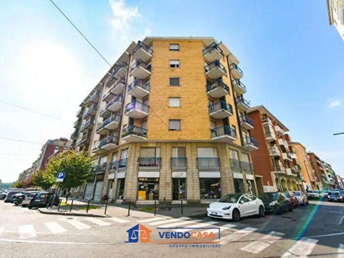 Appartamento trilocale in vendita in Via Bibiana, Torino
