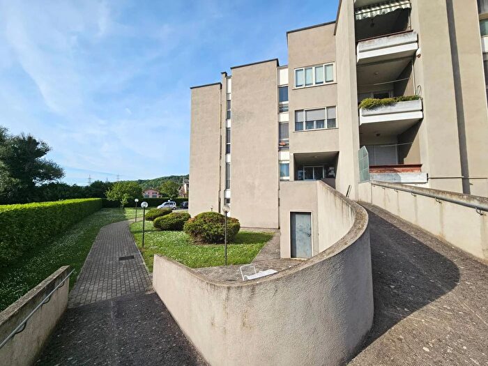 Appartamento quadrilocale in vendita in Largo Iseo Rieti Rieti, Rieti