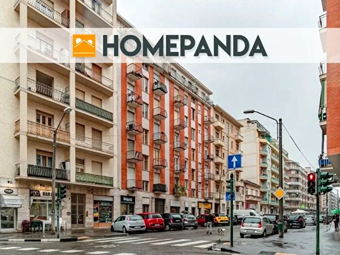 Appartamento bilocale in vendita in Via Barletta bis, Torino