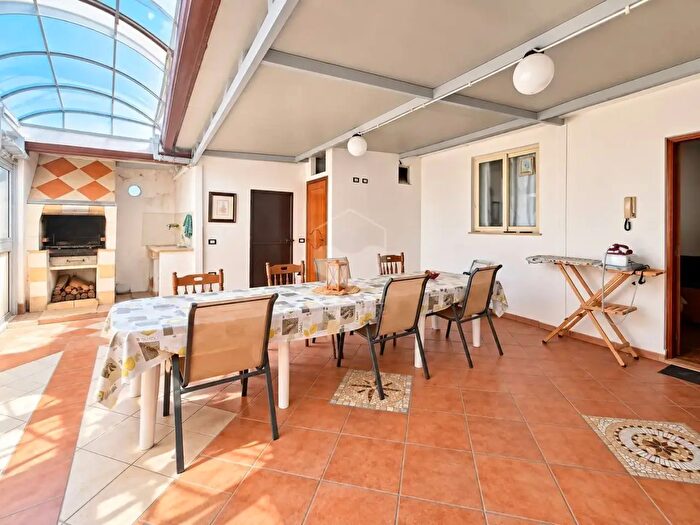 Appartamento con 7 locali in vendita in Via Val di Mazara, Mazara Del Vallo