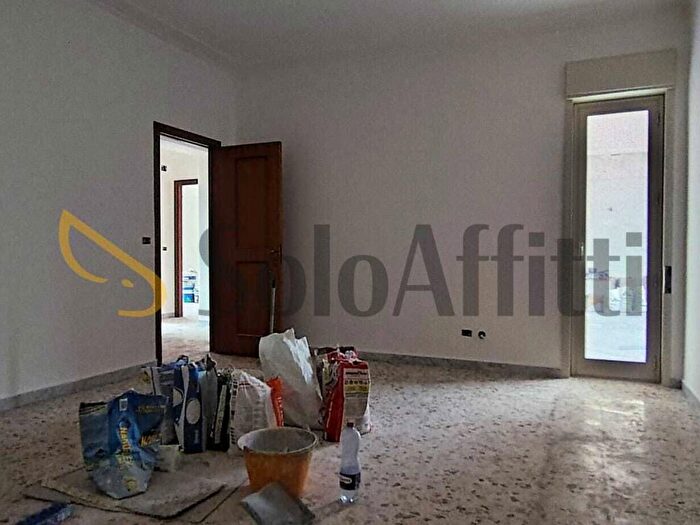 Appartamento con 5 locali in affitto in Corso delle Province, Province Veneto, Catania