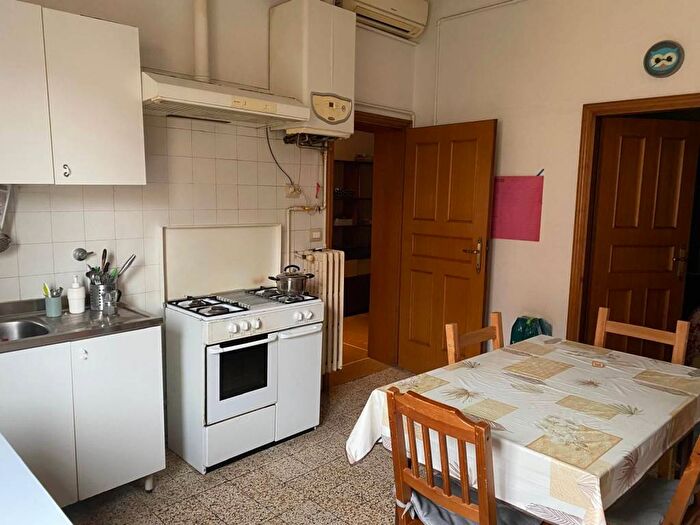 Appartamento quadrilocale in affitto in Saffi, Bologna