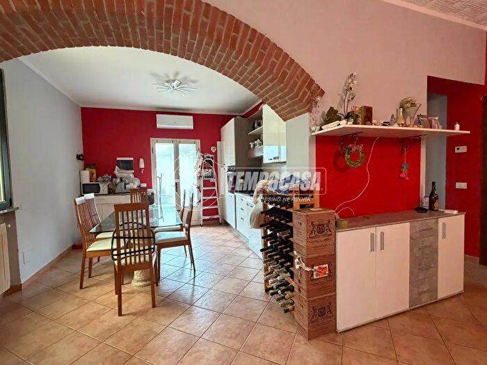 Casa quadrilocale in vendita in Via Pasubio, Tromello