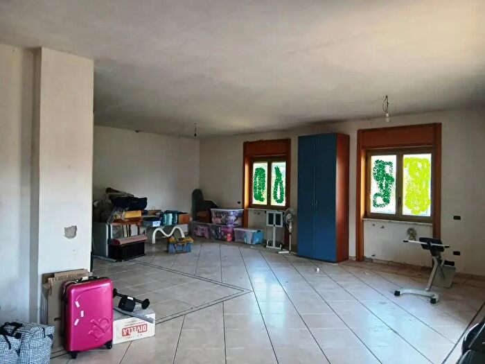 Appartamento trilocale in vendita in Baronissi