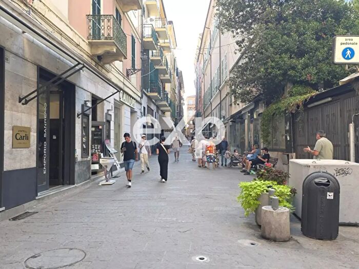 Appartamento quadrilocale in vendita in Via Palazzo, Sanremo
