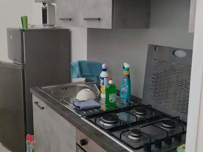 Appartamento monolocale in affitto in Via Merine, Lecce