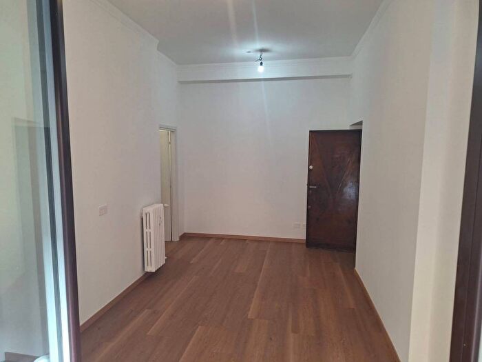 Appartamento trilocale in affitto in Via Soperga, Pasteur, Milano