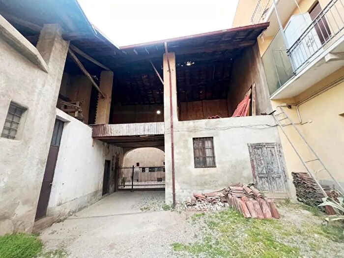 Casa trilocale in vendita in Via San Giuseppe, Turate