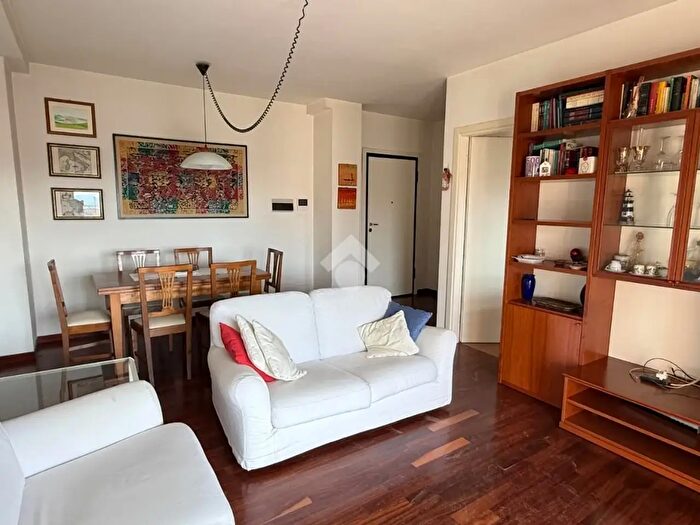 Appartamento trilocale in vendita in Via Martiri dei Lager, Perugia