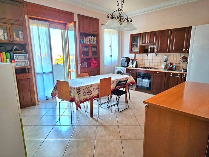 Appartamento quadrilocale in affitto in Via Luigi Corvaglia, Leuca, Lecce