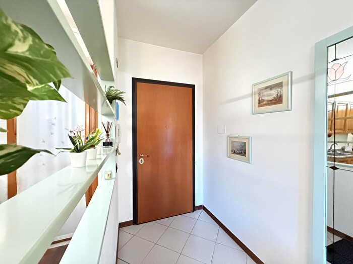 Appartamento con 5 locali in vendita in Via di San Colombano, Scandicci