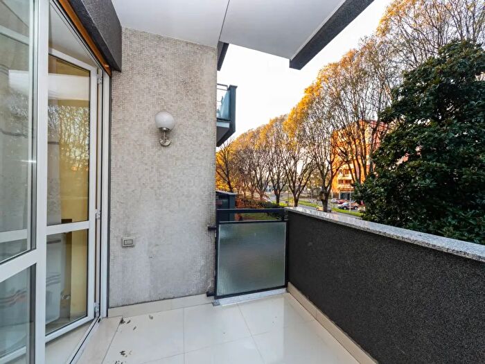 Appartamento quadrilocale in vendita in Viale Romagna, Monza
