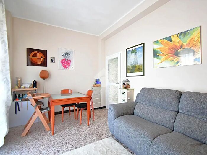 Appartamento bilocale in vendita in Via Risorgimento, Como