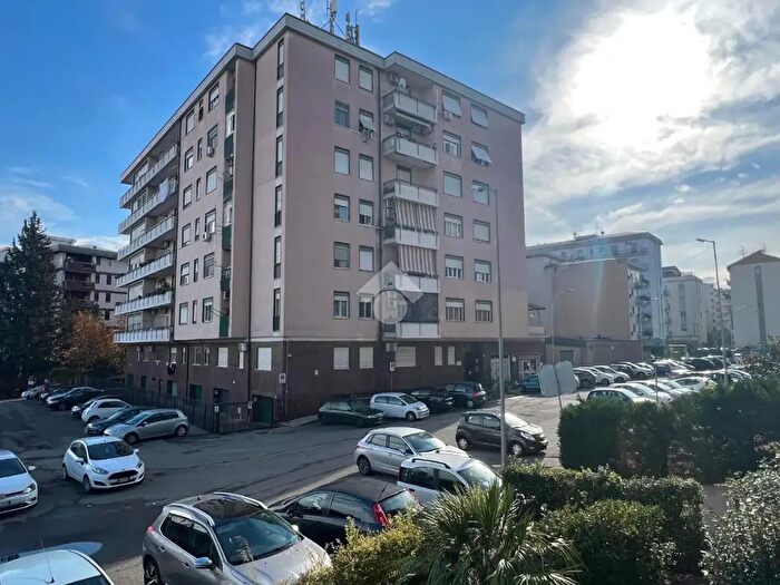 Appartamento bilocale in affitto in Via Eugenio Martorelli, Cosenza