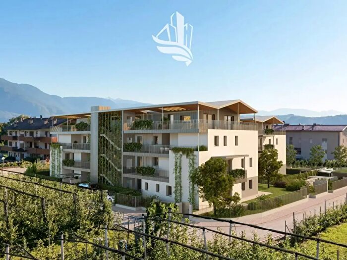 Appartamento quadrilocale in vendita in Via Merano, Bolzano
