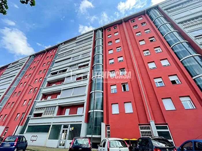 Appartamento quadrilocale in vendita in Via Antonio E Vittorio Scialoja Bis, Torino