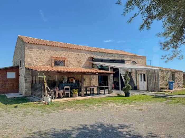 Casa trilocale in vendita in Cuba, Noto