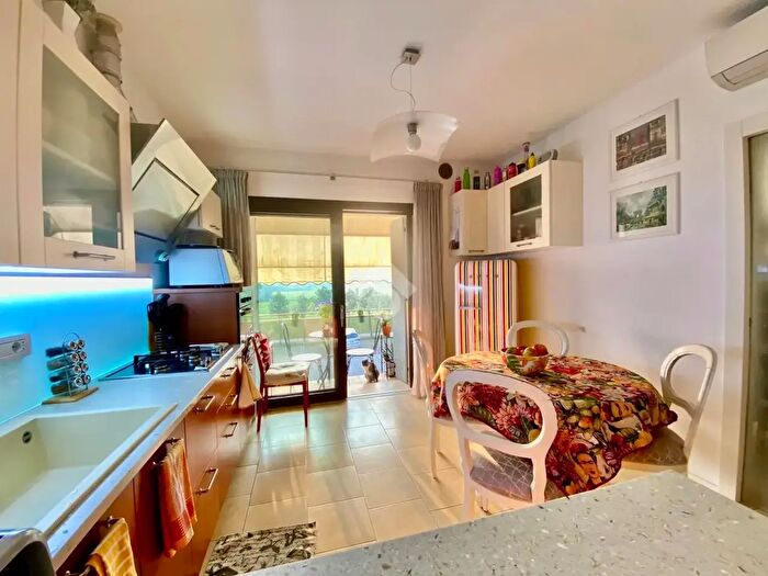 Appartamento trilocale in vendita in Via Via Enrico Fermi, Maser