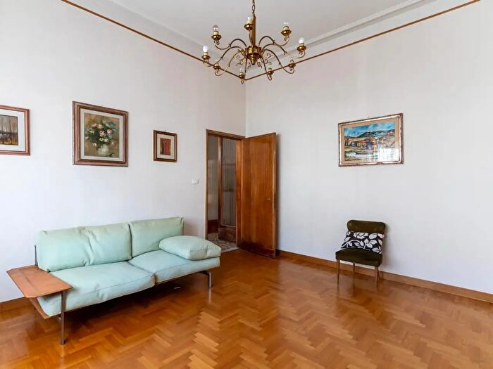 Casa con 5 locali in vendita in X Settembre, Empoli