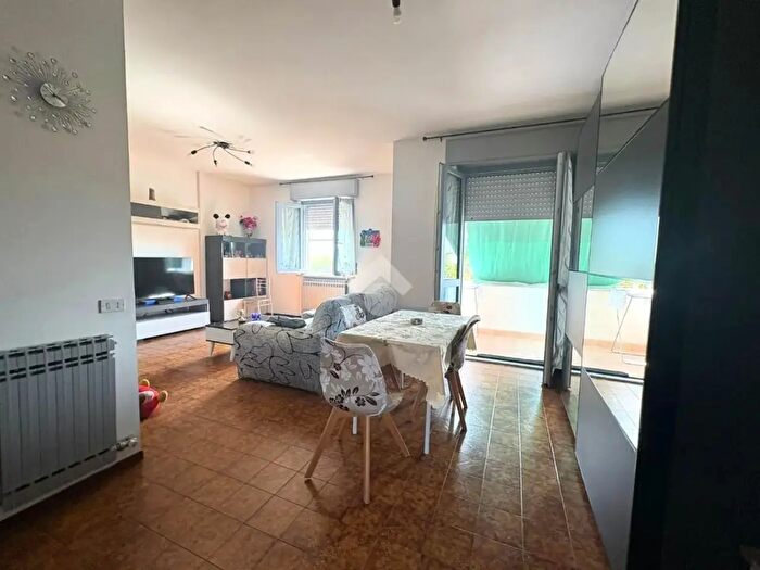 Appartamento trilocale in vendita in Via E Fermi, Cerano