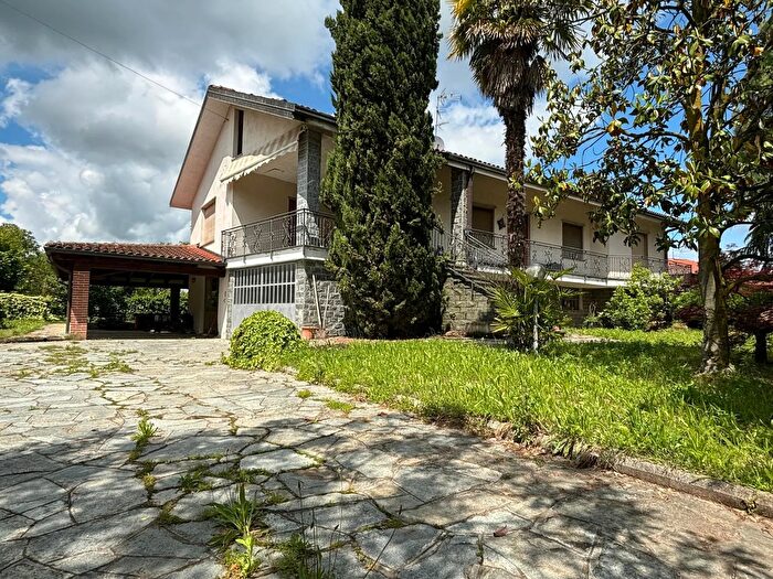 Casa con 7 locali in vendita in Frazione Stevani Via Prielli, Rosignano Monferrato