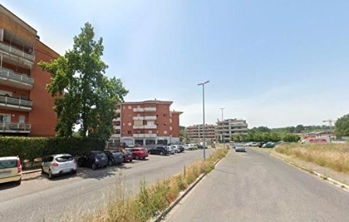 Appartamento trilocale in vendita in Via dei Tigli, Bracciano