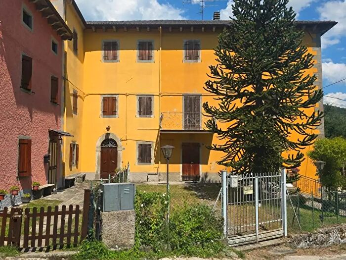 Appartamento con 5 locali in vendita in Pievepelago