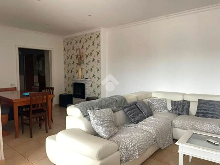 Appartamento quadrilocale in vendita in Via Francesco Rubichi, Grottaglie