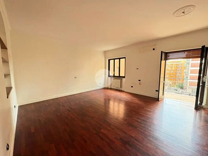 Appartamento quadrilocale in vendita in Via Pigna, Napoli