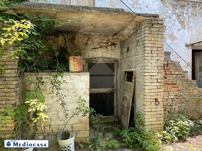 Casa quadrilocale in vendita in Rustico, Lanciano