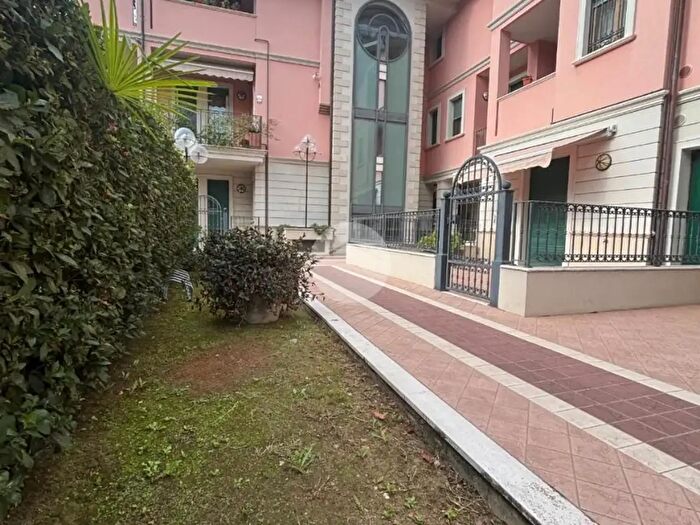 Appartamento trilocale in vendita in Via Abbazia, Fano