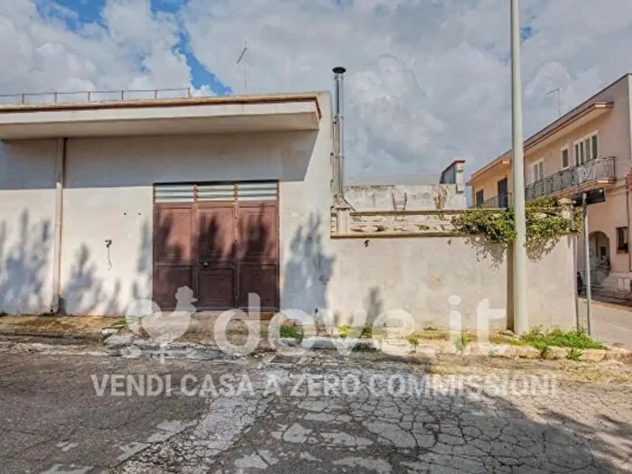 Casa con 5 locali in vendita in Via Cesare Battisti, Maruggio