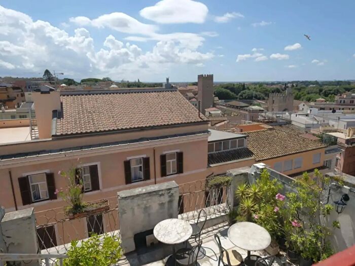 Appartamento monolocale in affitto in Via dellOlmata, Roma