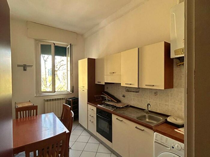 Appartamento trilocale in affitto in Via Innocenzo Malvasia, Saffi, Bologna