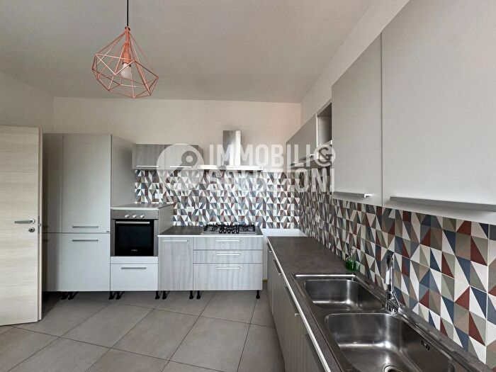 Appartamento trilocale in affitto in Via Marzanica, Bergamo