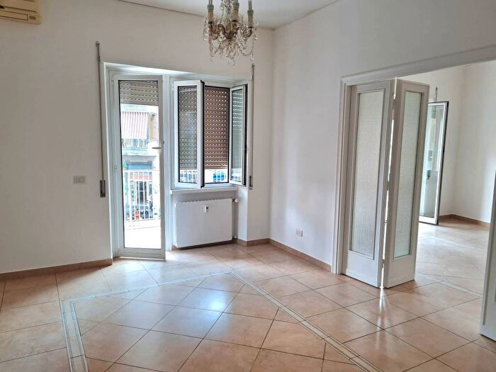 Appartamento trilocale in affitto in Via Fezzan, Africano Villa Chigi, Roma