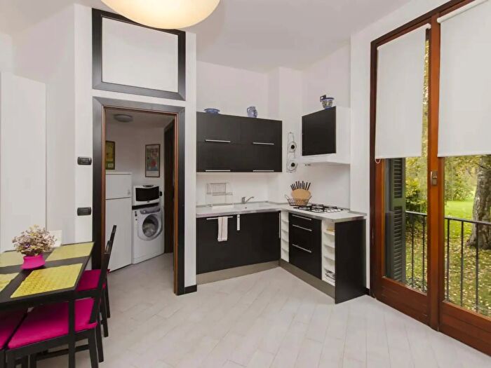 Appartamento monolocale in affitto in Via Carlo Osma, Milano