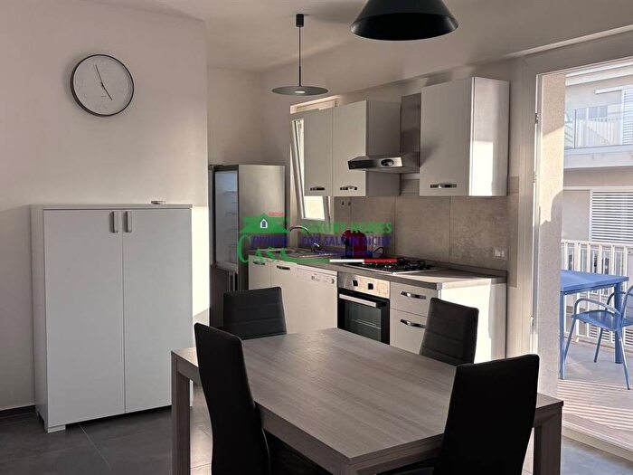 Appartamento trilocale in affitto in Piazza Rabito, Marina di Ragusa Centro, Ragusa