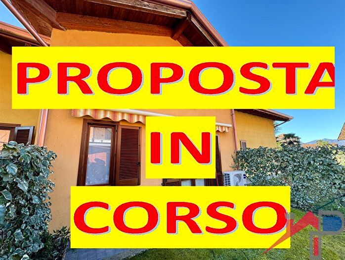 Casa con 5 locali in vendita in Torre De Busi